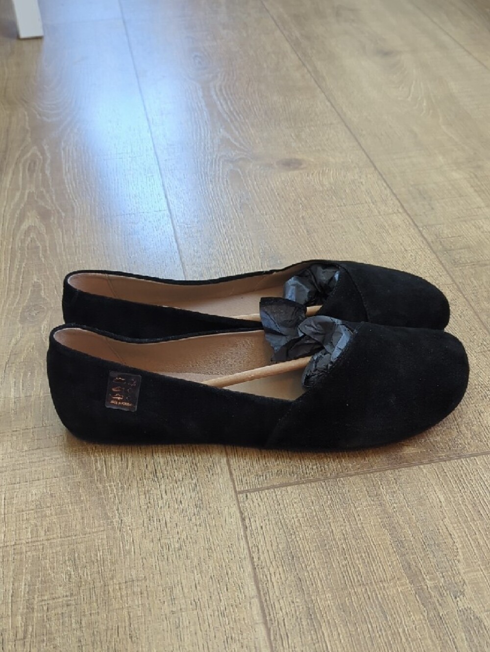 Shapen Women's Peony Black Suede Slip-On Flats - Picture 3 of 9